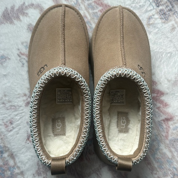 UGG Women's Tazz Slipper sand - Picture 2 of 9